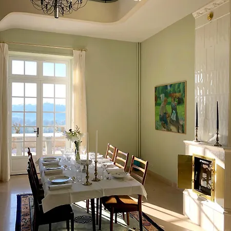 Chateau Haute Roche 3* Oudon