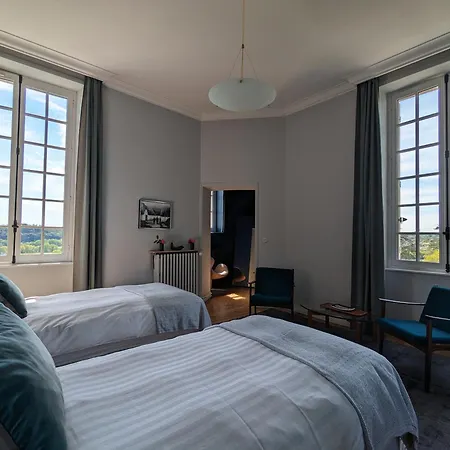 Chateau Haute Roche 3* Oudon