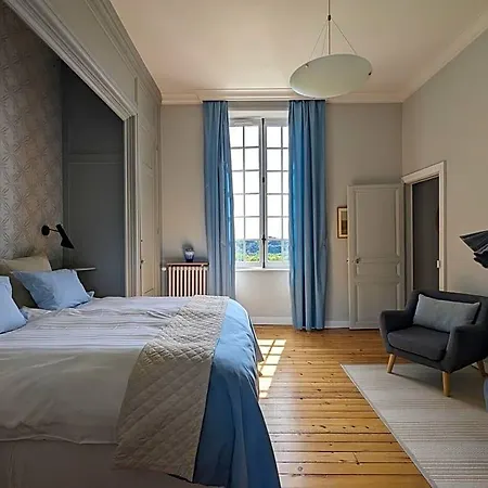 Chateau Haute Roche 3* Oudon