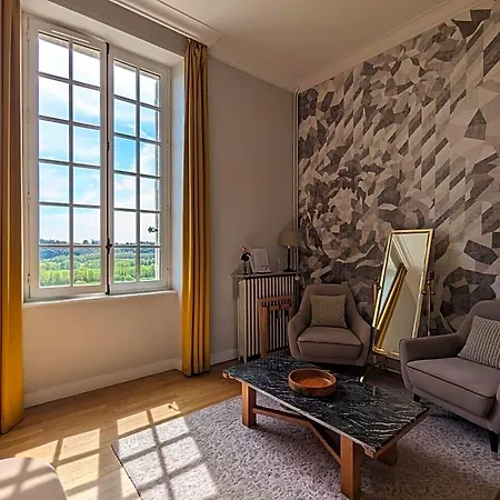 Bed & Breakfast Chateau Haute Roche Oudon